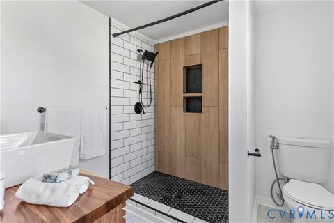 Tiny photo for 401 Hunt Avenue, Richmond, VA 23222 (MLS # 2522888)