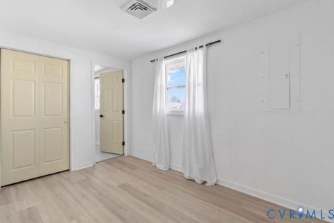 Tiny photo for 401 Hunt Avenue, Richmond, VA 23222 (MLS # 2522888)