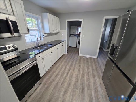 Tiny photo for 2406 Trenton Street, Hopewell, VA 23860 (MLS # 2628870)