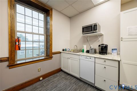 Tiny photo for 16 S 2nd Street, Richmond, VA 23219 (MLS # 2614458)