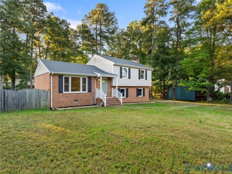 Tiny photo for 10817 W Huguenot Road, North Chesterfield, VA 23235 (MLS # 2627884)
