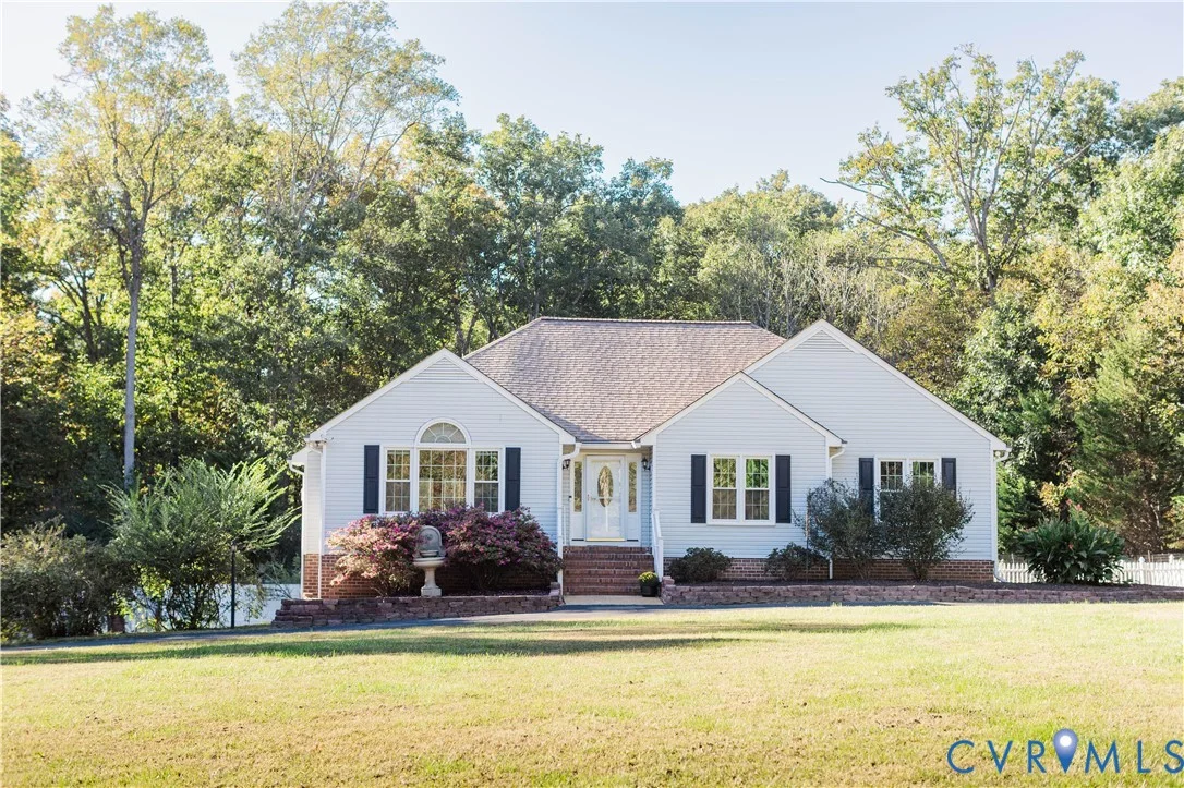 2561 Glenridge Court