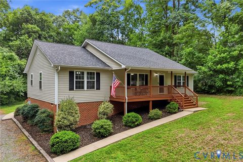 Photo of 10009 Holly Road, Mechanicsville, VA 23116 (MLS # 2618917)