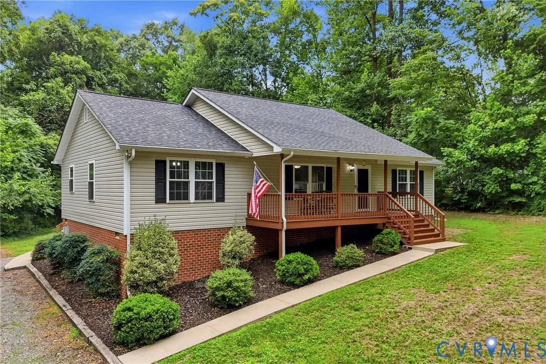 10009 Holly Road