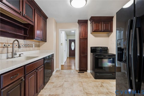 Tiny photo for 627 Sedgefield Drive, Newport News, VA 23605 (MLS # 2629335)