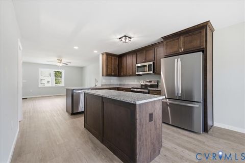 Tiny photo for 417 N 7th Avenue, Hopewell, VA 23860 (MLS # 2617427)
