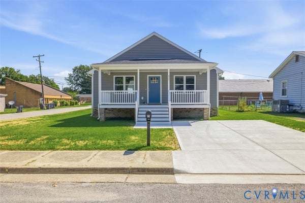 417 N 7TH AVE, HOPEWELL, VA 23860 - Image 139b3eb33c7d1019a2a261fb3cf36562/3169750612