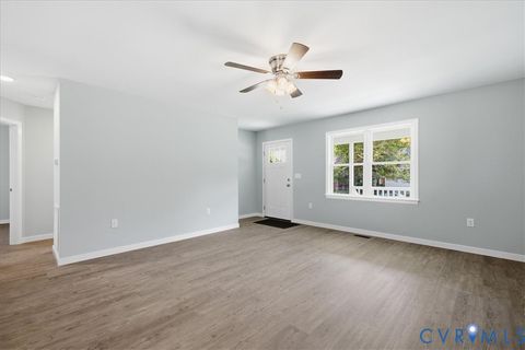 Tiny photo for 417 N 7th Avenue, Hopewell, VA 23860 (MLS # 2617427)