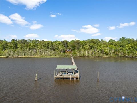 Tiny photo for 548 River Bluff Lane #H, King & Queen, VA 23085 (MLS # 2609231)