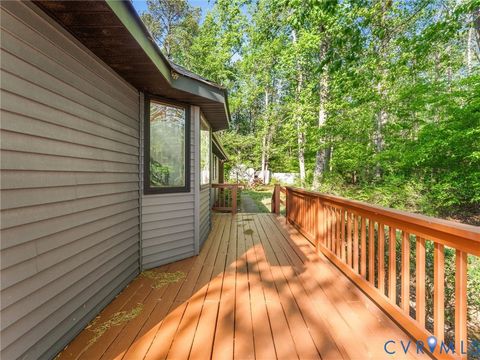 Tiny photo for 548 River Bluff Lane #H, King & Queen, VA 23085 (MLS # 2609231)