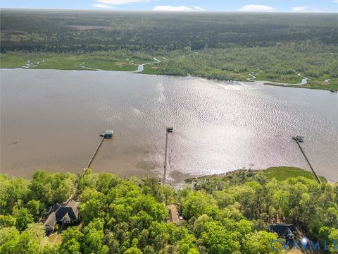 Tiny photo for 548 River Bluff Lane #H, King & Queen, VA 23085 (MLS # 2609231)