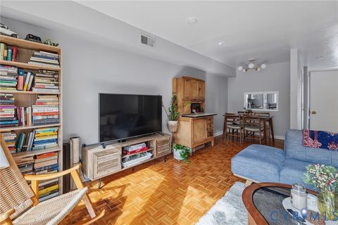 Tiny photo for 505 N Hamilton Street #A, Richmond, VA 23221 (MLS # 2601732)