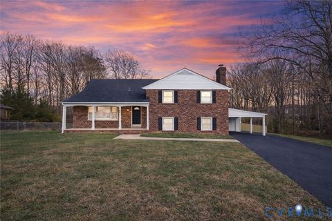 Photo of 10072 Beechwood Drive, Hanover, VA 23116 (MLS # 2600975)