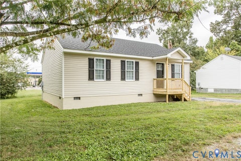 Tiny photo for 900 Cedar Street, Hopewell, VA 23860 (MLS # 2626532)