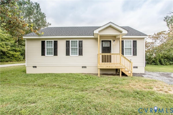 900 CEDAR ST, HOPEWELL, VA 23860 - Image 13ef1b69add3f8c39b41489b708d455e/588015737