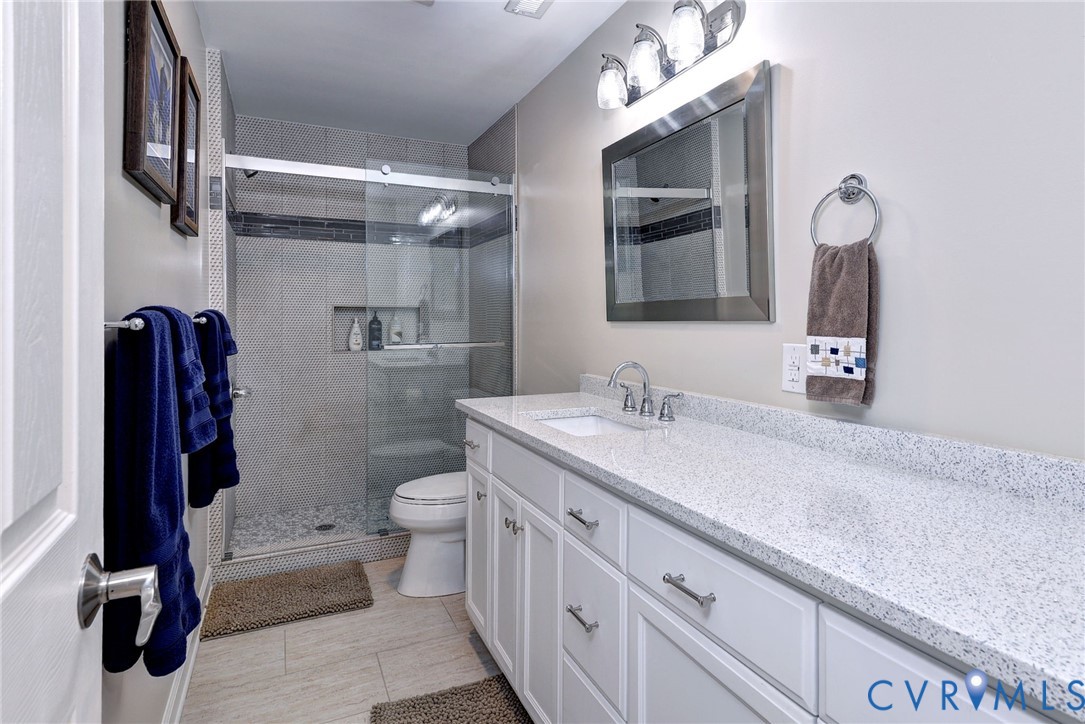 Norfolk, Virginia 23510, United States, 4 Bedrooms Bedrooms, ,4 BathroomsBathrooms,Residential,Pending,223225