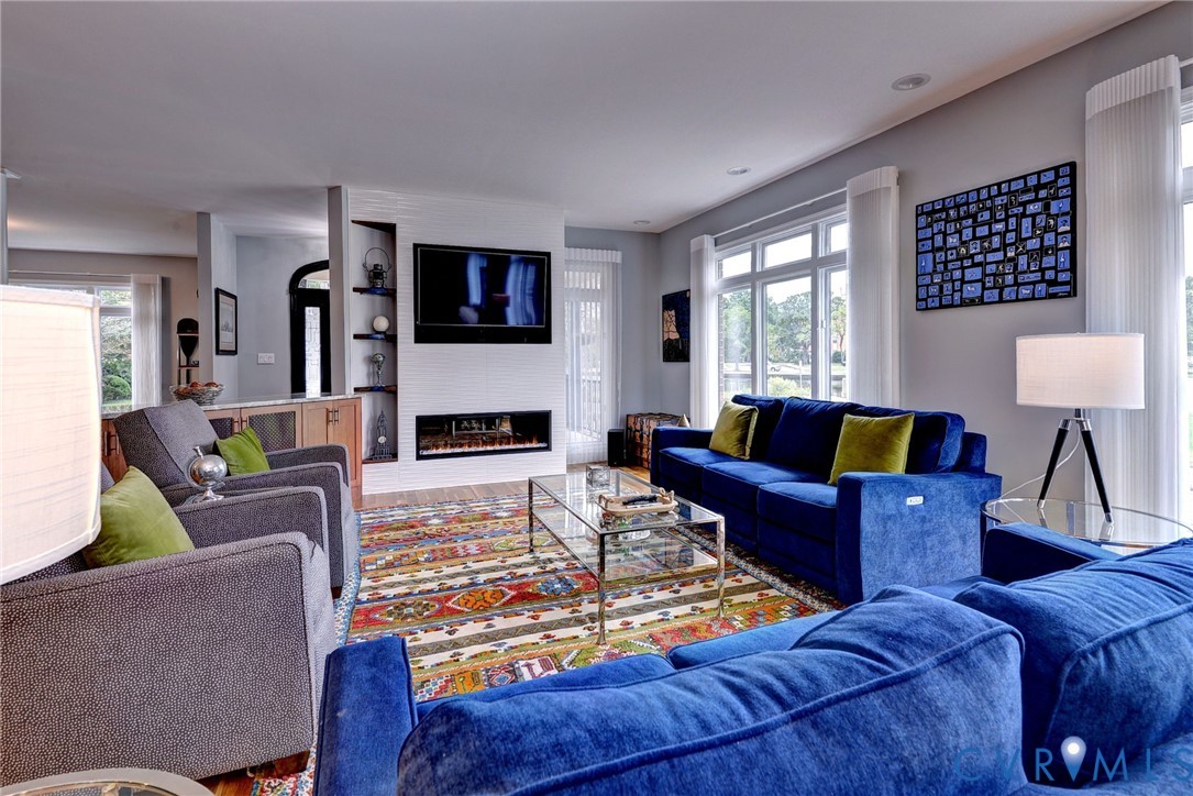 Norfolk, Virginia 23510, United States, 4 Bedrooms Bedrooms, ,4 BathroomsBathrooms,Residential,Pending,223225