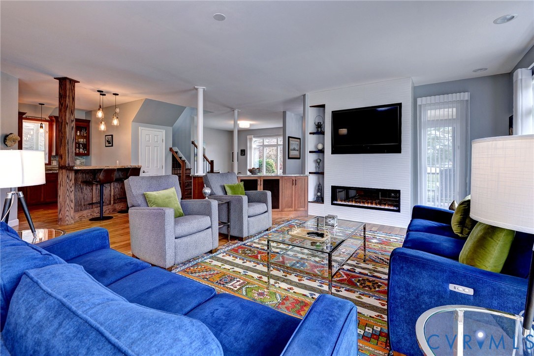 Norfolk, Virginia 23510, United States, 4 Bedrooms Bedrooms, ,4 BathroomsBathrooms,Residential,Pending,223225