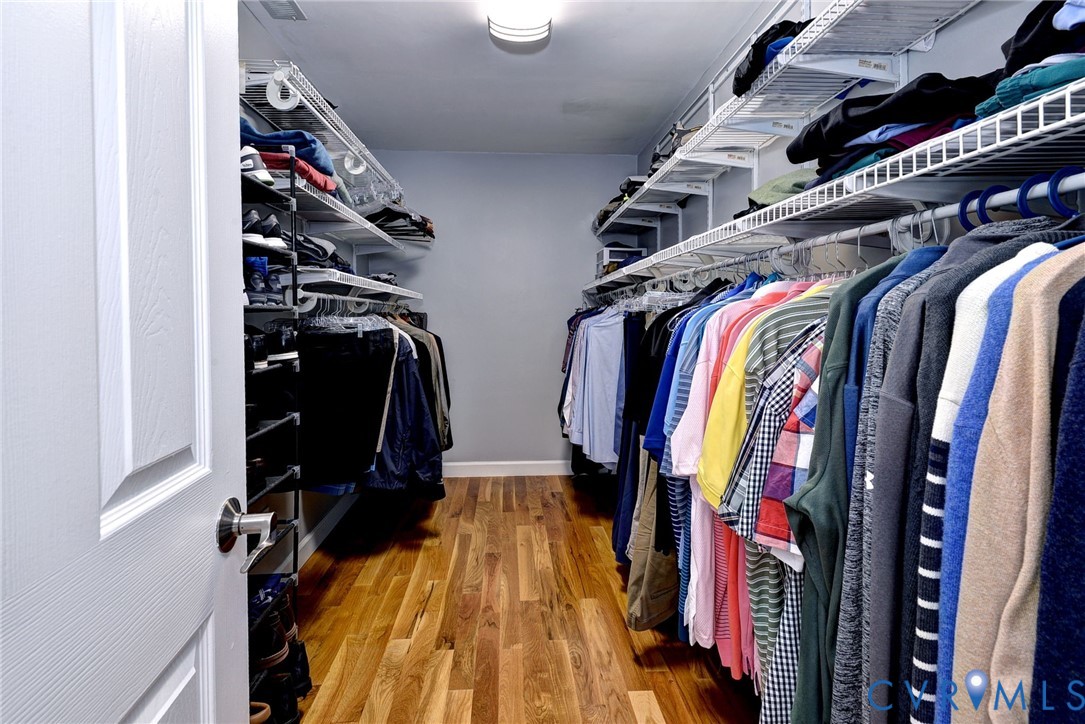 Norfolk, Virginia 23510, United States, 4 Bedrooms Bedrooms, ,4 BathroomsBathrooms,Residential,Pending,223225