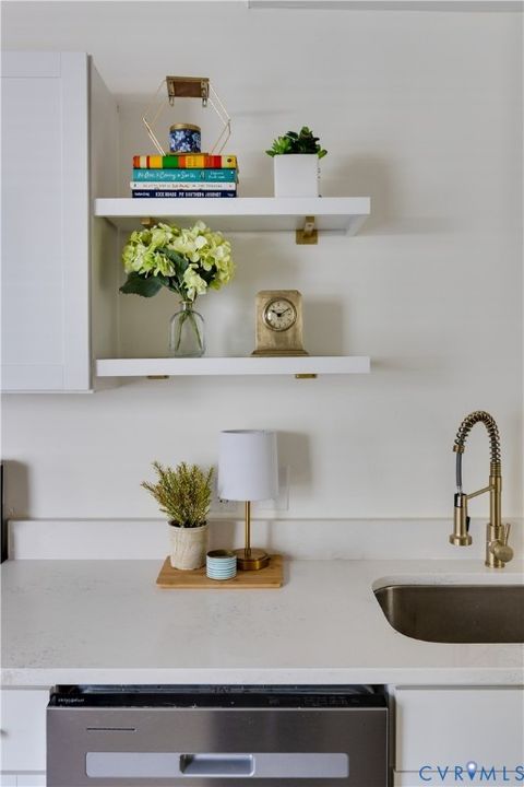 Tiny photo for 4 S Auburn Avenue, Richmond, VA 23221 (MLS # 2609555)