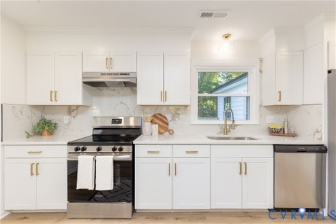 Tiny photo for 6015 Seaman Road, Richmond, VA 23225 (MLS # 2625536)