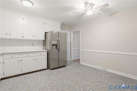 Tiny photo for 10606 Northcliff Place, Richmond, VA 23236 (MLS # 2613868)