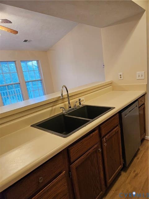 Tiny photo for 10211 Wolfe Manor Court #711, Glen Allen, VA 23060 (MLS # 2618247)