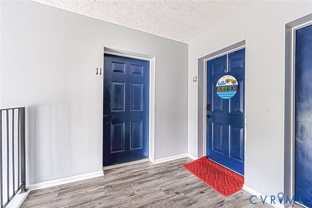 10211 Wolfe Manor Court 11 - Photo 4