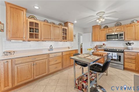 Tiny photo for 426 Lara Road, Lancaster, VA 22503 (MLS # 2608378)