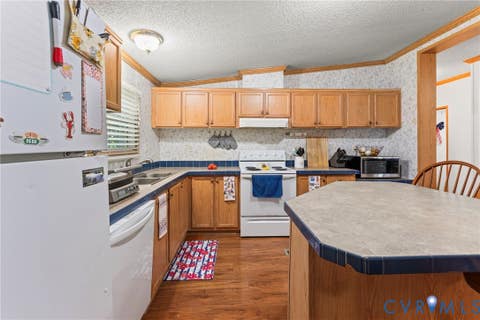Tiny photo for 2976 K-V Road, Victoria, VA 23974 (MLS # 2621244)