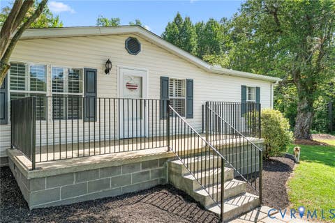 Tiny photo for 2976 K-V Road, Victoria, VA 23974 (MLS # 2621244)