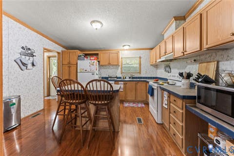 Tiny photo for 2976 K-V Road, Victoria, VA 23974 (MLS # 2621244)