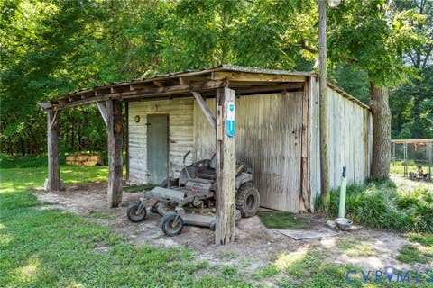 Tiny photo for 2976 K-V Road, Victoria, VA 23974 (MLS # 2621244)