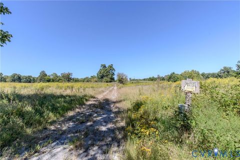 Tiny photo for 2593 Cumberland Road, Cumberland, VA 23901 (MLS # 2602374)