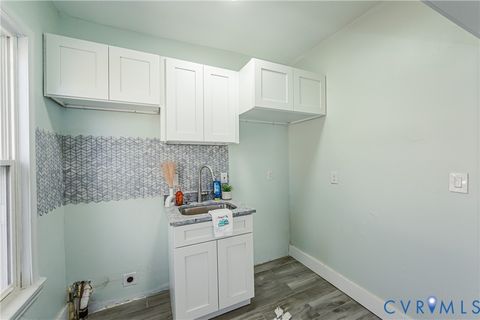 Tiny photo for 605 W Washington Street, Petersburg, VA 23803 (MLS # 2606705)