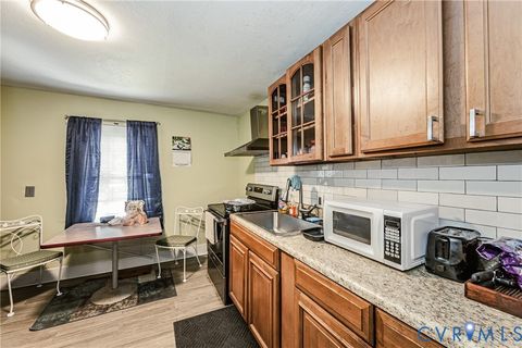 Tiny photo for 605 W Washington Street, Petersburg, VA 23803 (MLS # 2606705)