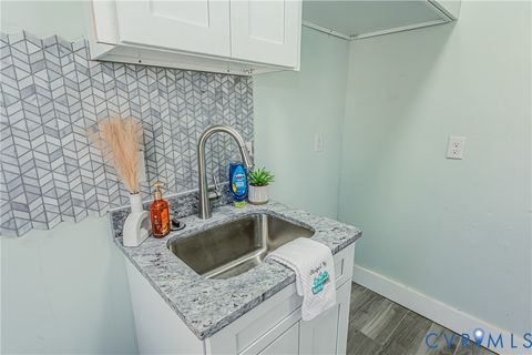 Tiny photo for 605 W Washington Street, Petersburg, VA 23803 (MLS # 2606705)