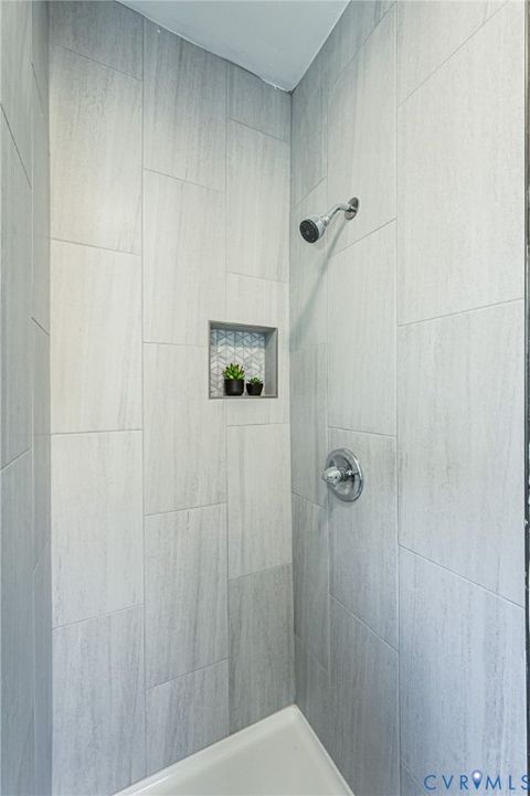 Tiny photo for 605 W Washington Street, Petersburg, VA 23803 (MLS # 2606705)