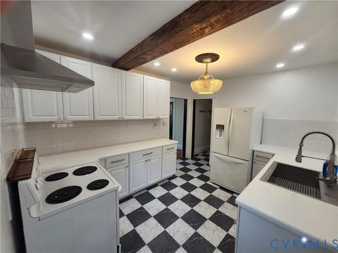 Photo of 4810 Grove Avenue #A, Richmond, VA 23226 (MLS # 2606147)