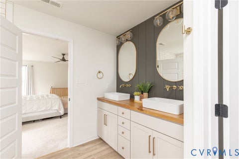 Tiny photo for 5512 Mossy Oak Road, Moseley, VA 23120 (MLS # 2626819)
