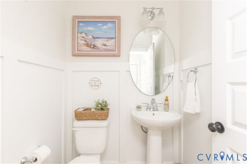 Tiny photo for 5512 Mossy Oak Road, Moseley, VA 23120 (MLS # 2626819)