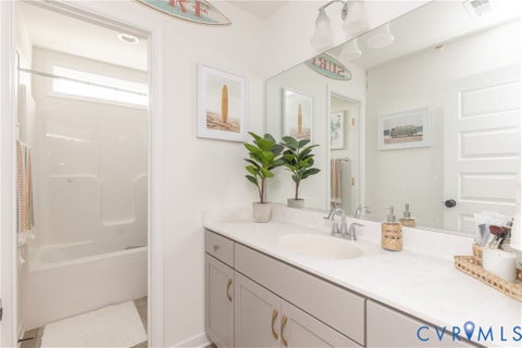 Tiny photo for 5512 Mossy Oak Road, Moseley, VA 23120 (MLS # 2626819)