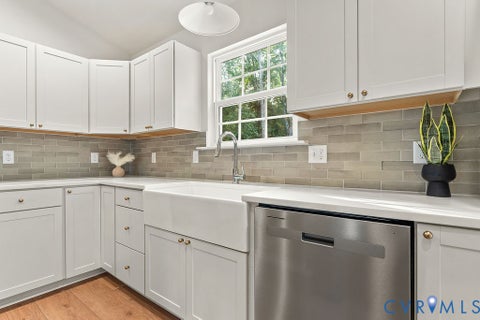 Tiny photo for 16663 Braswell Street, Bowling Green, VA 22427 (MLS # 2621902)