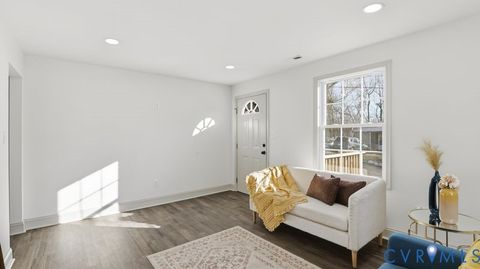 Tiny photo for 331 Walnut Street, Petersburg, VA 23803 (MLS # 2601683)