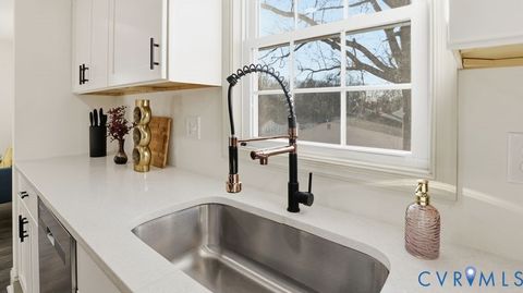 Tiny photo for 331 Walnut Street, Petersburg, VA 23803 (MLS # 2601683)