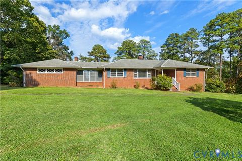 Photo of 4029 Flintridge Road, Chesterfield, VA 23235 (MLS # 2526605)
