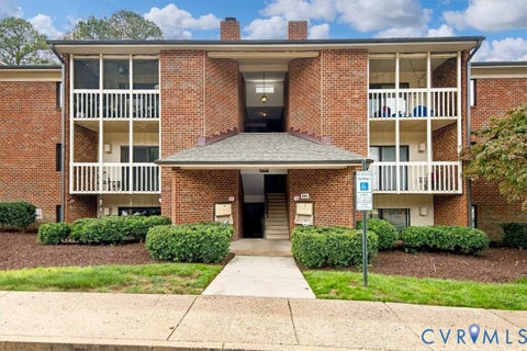 Photo of 2101 Turtle Creek Drive #8, Henrico, VA 23233 (MLS # 2627889)