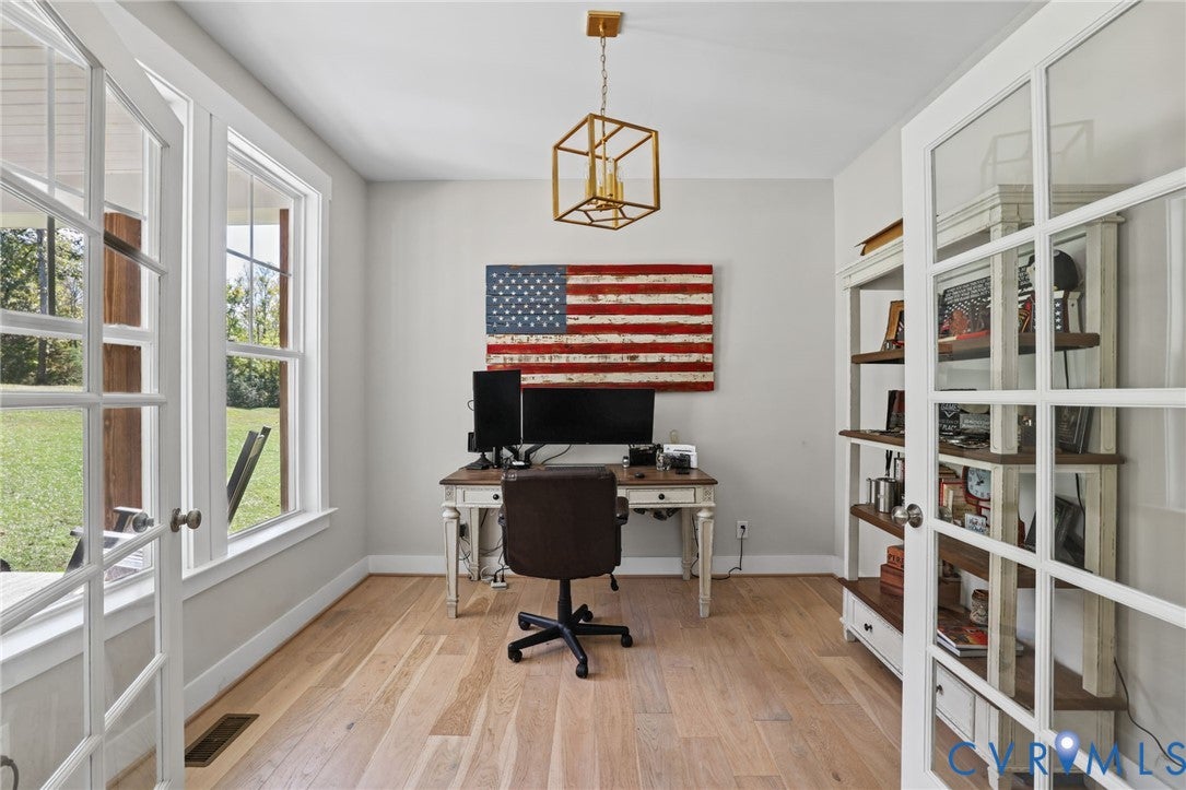 13433 Wolf Swamp Lane