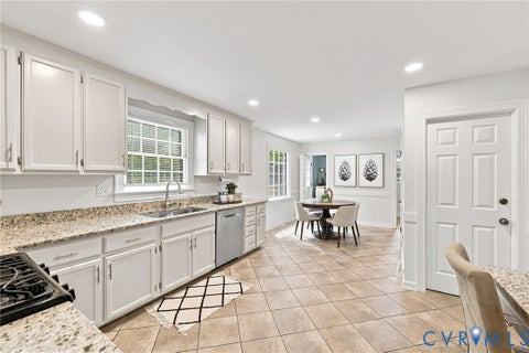 Tiny photo for 2723 London Park Drive, Midlothian, VA 23113 (MLS # 2623613)