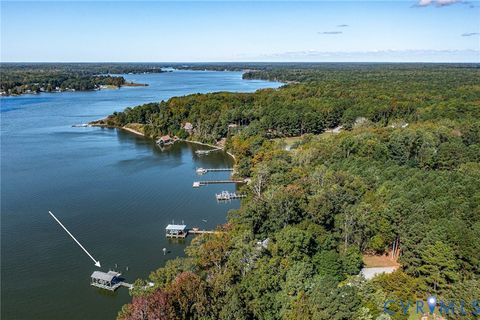 Tiny photo for 1718 Mariners Woods Drive Dr, Hartfield, VA 23071 (MLS # 2528777)